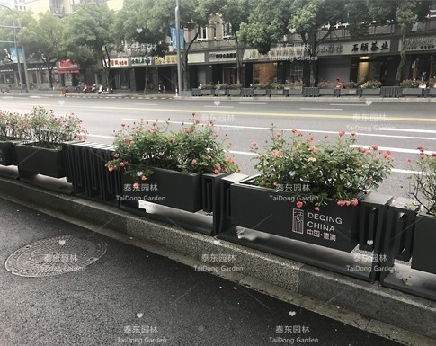 道路花箱