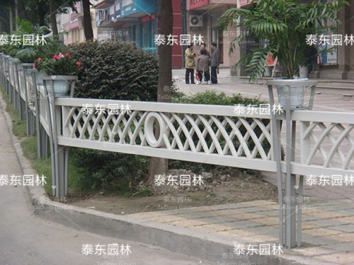 PVC花箱護(hù)欄 PVC花箱護(hù)欄